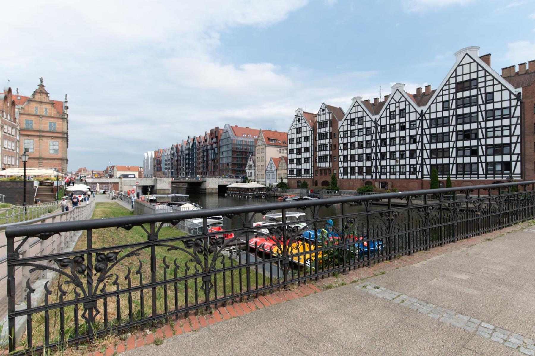 Cosmo - Old Town Apartment